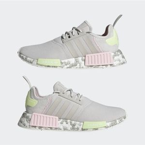 Adidas Originals NMD_R1 Women Shoes size 6.5